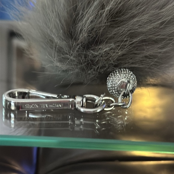 Authentic Vintage Michael Kors Fox Fur Pom Pom Keychain in Gray & Silver - Picture 11 of 13